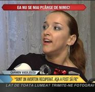 LECTIE DE VIATA. Scrie articole cu limba si buzele pentru ca nu isi poate folosi mainile VIDEO